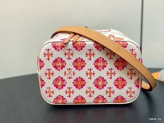 VUITTON LOUIS NÉONOÉ BB-20*20*13cm 0820